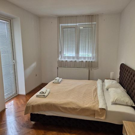 Apartmani Jasmin Novi Sad Eksteriør billede