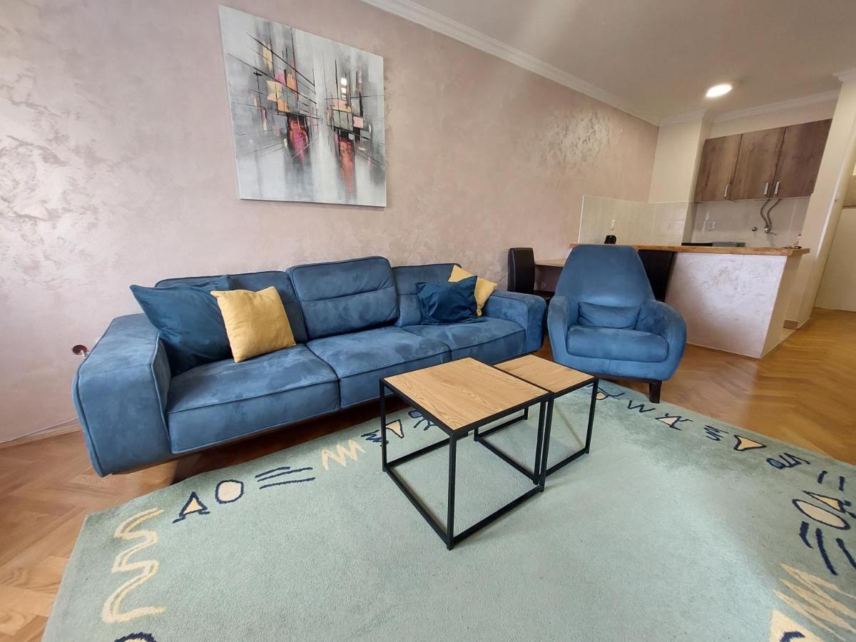 Apartmani Jasmin Novi Sad Eksteriør billede
