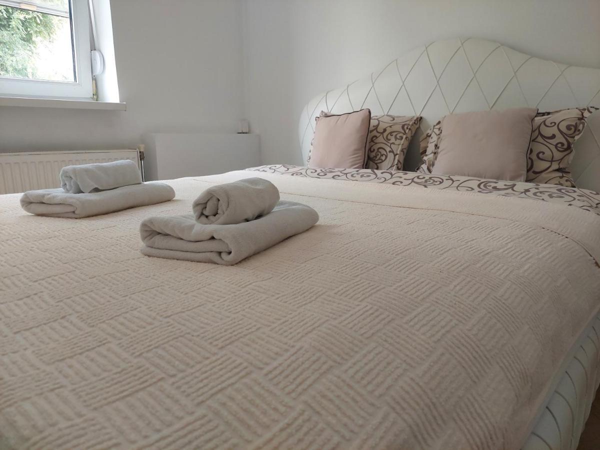 Apartmani Jasmin Novi Sad Eksteriør billede