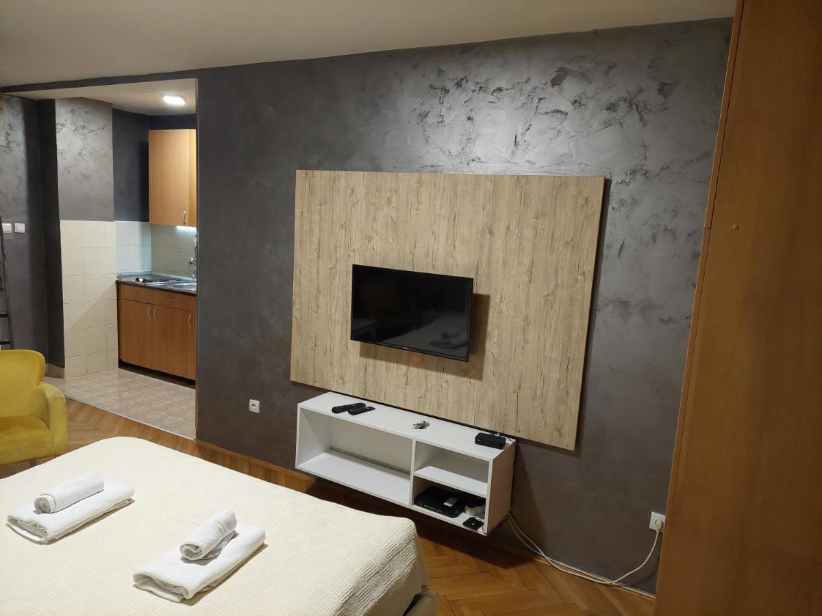 Apartmani Jasmin Novi Sad Eksteriør billede