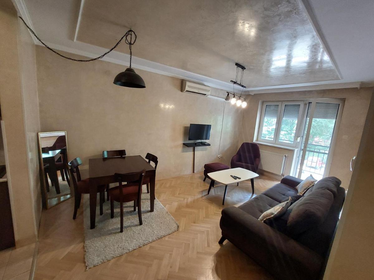Apartmani Jasmin Novi Sad Eksteriør billede