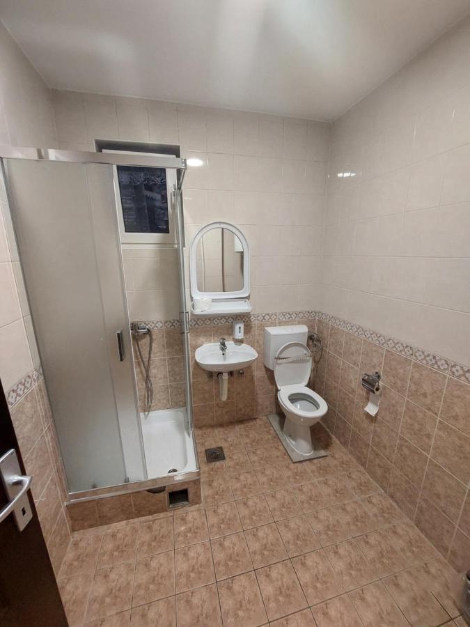 Apartmani Jasmin Novi Sad Eksteriør billede