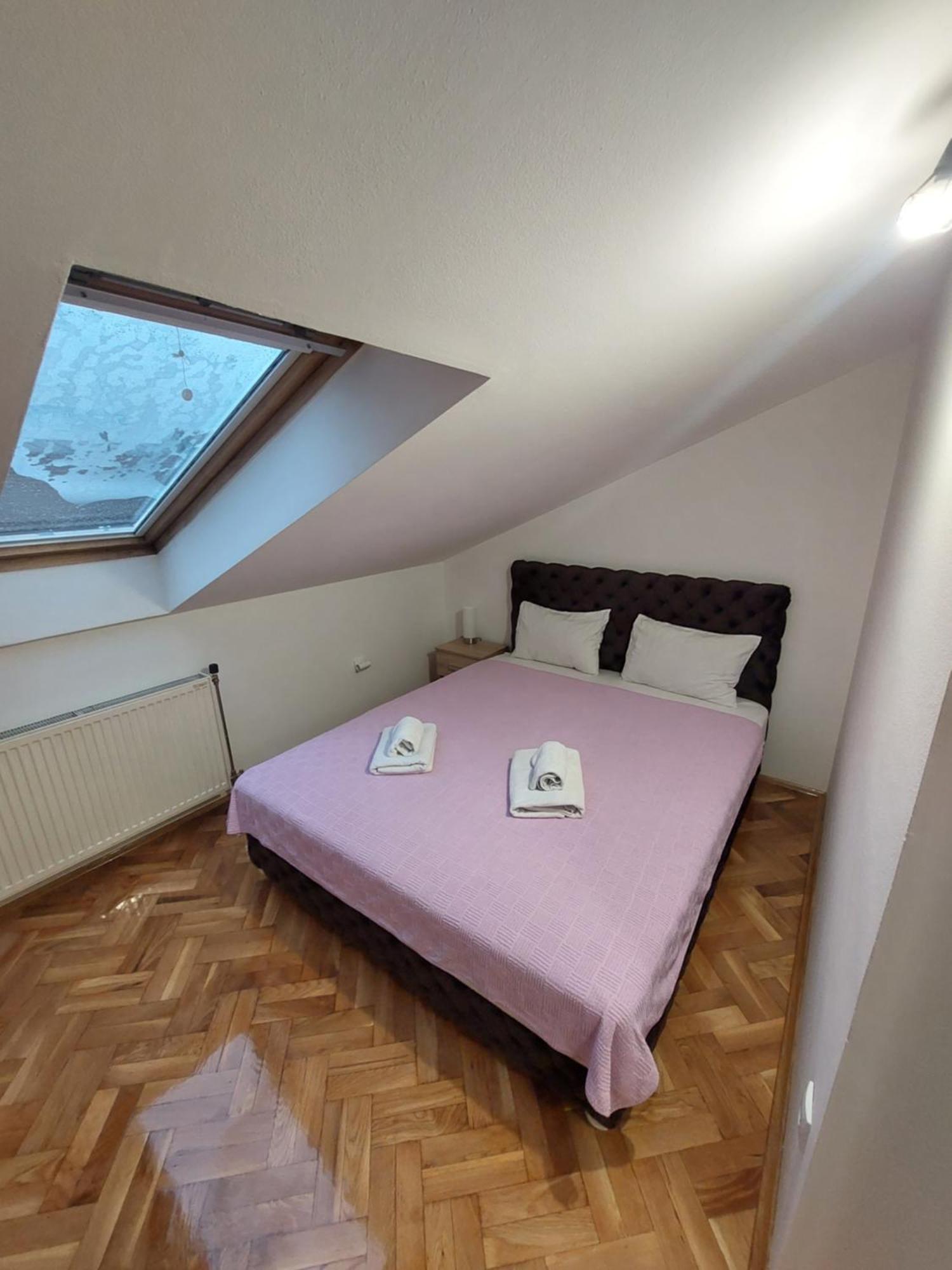 Apartmani Jasmin Novi Sad Eksteriør billede