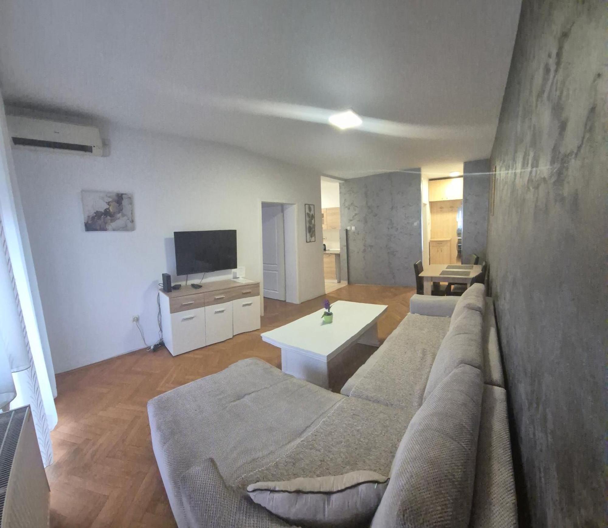 Apartmani Jasmin Novi Sad Eksteriør billede
